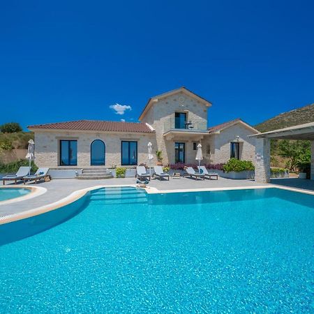 Kaminia Blu Villa Ratzaklion Ngoại thất bức ảnh